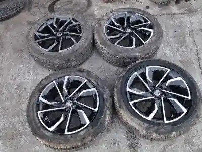 Pièce détachée automobile d'occasion JEU DE JANTES pour MG ZS ZS SUV (AZS1) 1.5 VTI Références OEM IAM 11513291  