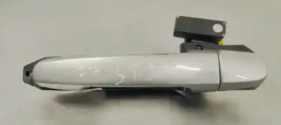Second-hand car spare part exterior left rear door handle for toyota avensis (_t25_) 2.2 d-cat (adt251_) oem iam references 