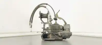 Piesă de schimb auto la mâna a doua ÎNCUIETOARE UȘA DIN DREAPTA FAȚÃ pentru HYUNDAI SANTA FE (BM) 2.2 CRDi CAT Referințe OEM IAM 813202B030  