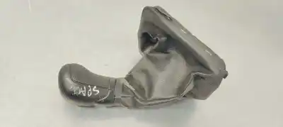 Peça sobressalente para automóvel em segunda mão BOTÃO DA ALAVANCA DE VELOCIDADES por SKODA RAPID SPACEBACK (NH1) 1.6 TDI Referências OEM IAM 5JB711113F  