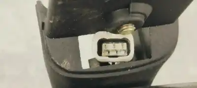Pezzo di ricambio per auto di seconda mano specchio interno per kia sorento 2.5 crdi ex riferimenti oem iam e4012117  