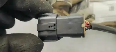 Peça sobressalente para automóvel em segunda mão puxador exterior dianteiro esquerdo por kia sorento 2.5 crdi ex referências oem iam 826503e000  