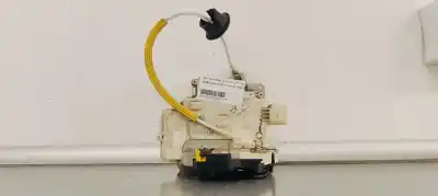 Peça sobressalente para automóvel em segunda mão FECHADURA DA PORTA TRASEIRA DIREITA por SEAT EXEO BERLINA (3R2) 2.0 TDI Referências OEM IAM   