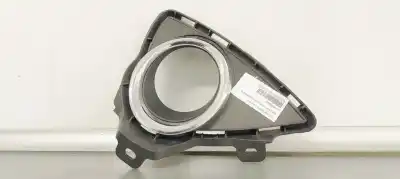 Автозапчасти б/у накладка правой противотуманной фары за toyota auris (_e18_) 1.6 (zre181_. zre185_) ссылки oem iam 8148102290