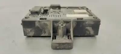 Second-hand car spare part electronic module for renault clio iii exception oem iam references 8200343733  