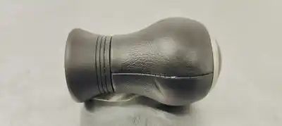 Peça sobressalente para automóvel em segunda mão BOTÃO DA ALAVANCA DE VELOCIDADES por TOYOTA AYGO X 1.0I 72 Referências OEM IAM   