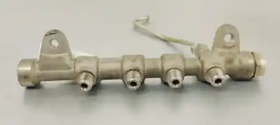 Pièce détachée automobile d'occasion rampe d'injecteur pour opel insignia berlina 2.0cdti 130 fap références oem iam 0445214221