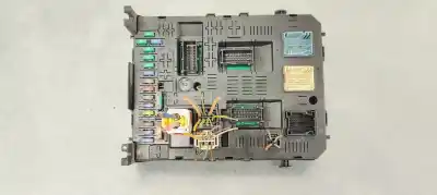 Peça sobressalente para automóvel em segunda mão caixa de fusíveis e relés por citroen c4 picasso 1.6hdi 112 fap referências oem iam 281197595