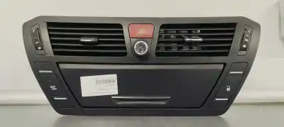 Pièce détachée automobile d'occasion GRILLE D'AÉRATION pour CITROEN C4 PICASSO 1.6HDI 112 FAP Références OEM IAM 9683265580  