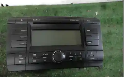 Gebrauchtes Autoersatzteil AUDIOSYSTEM / RADIO-CD zum SKODA OCTAVIA II COMBI (1Z5)  OEM-IAM-Referenzen SKZ7Z3H0098976  
