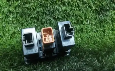 Second-hand car spare part multifunction switch for hyundai i30 (fd) 1.6 crdi oem iam references   