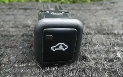 Автозапчастина б/у МНОГОФУНКЦІЙНЕ УПРАВЛІННЯ для SEAT LEON (1M1)  Посилання на OEM IAM 4BO 962 109 A  