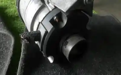 Pezzo di ricambio per auto di seconda mano alternatore per opel astra h gtc (a04) 1.3 cdti (l08) riferimenti oem iam 0 120 689 569  