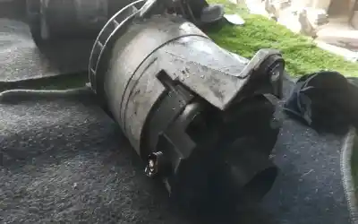 Pezzo di ricambio per auto di seconda mano alternatore per opel astra h gtc (a04) 1.3 cdti (l08) riferimenti oem iam bosch 0 120 689 569  