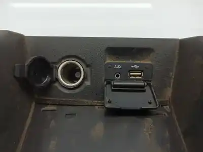 Tweedehands auto-onderdeel middenconsole voor kia ceed sw (ed) 1.4 oem iam-referenties   