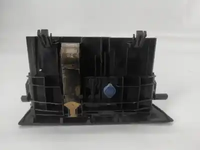 Pezzo di ricambio per auto di seconda mano portacenere per ford focus ii (da_, hcp, dp) 1.6 tdci riferimenti oem iam 4m51a048k37ad  