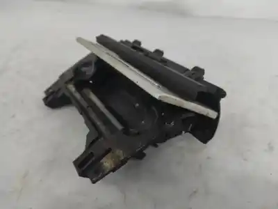 Second-hand car spare part ashtray for audi a4 b7 (8ec) 1.9 tdi oem iam references 8e0857951  