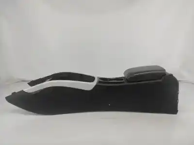 Автозапчастина б/у центральна консоль для audi a4 b8 (8k2) 2.0 tdi посилання на oem iam 8k0864981d