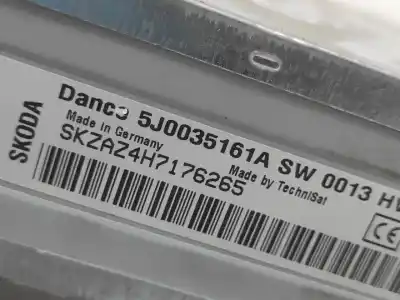 Second-hand car spare part audio system / radio cd for skoda fabia i break (6y5) 1.4 tdi gasóleo 2007 5p oem iam references 5j0035161a  