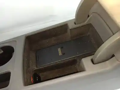 Pezzo di ricambio per auto di seconda mano console centrale per audi a4 b7 (8ec) 2.7 tdi riferimenti oem iam 8k0863244a  