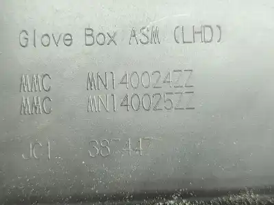 Автозапчасти б/у бардачок за mitsubishi colt vi (z3_a, z2_a) 1.5 di-d (z39a) ссылки oem iam mn140024zz  