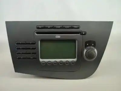 Second-hand car spare part audio system / radio cd for seat leon (1p1) 1.9 tdi oem iam references 1p1035186b