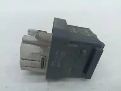 Автозапчастина б/у електронний модуль для lexus is ii (_e2_) 220d (ale20) посилання на oem iam 2861067010  