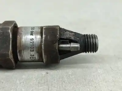 Pezzo di ricambio per auto di seconda mano iniettore per ford fiesta iv (ja_, jb_) 1.8 di riferimenti oem iam kca30s44  