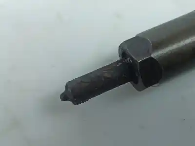 Pezzo di ricambio per auto di seconda mano iniettore per opel astra h gtc (a04) 1.7 cdti (l08) riferimenti oem iam 0445110175  
