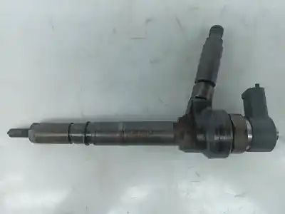 Pezzo di ricambio per auto di seconda mano Iniettore per OPEL ASTRA H GTC (A04) 1.7 CDTi (L08) Riferimenti OEM IAM 0445110175  