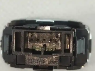 Автозапчастина б/у многофункційне управління для volvo v40 hatchback (525) d2 посилання на oem iam   