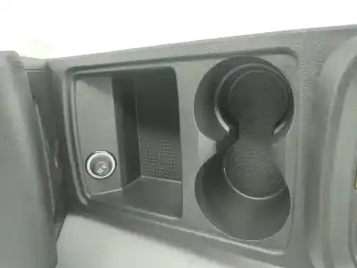 Pezzo di ricambio per auto di seconda mano console centrale per seat leon st (5f8) 1.6 tdi riferimenti oem iam 5f0863243a  