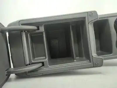 Pezzo di ricambio per auto di seconda mano console centrale per seat leon st (5f8) 1.6 tdi riferimenti oem iam 5f0863243a  