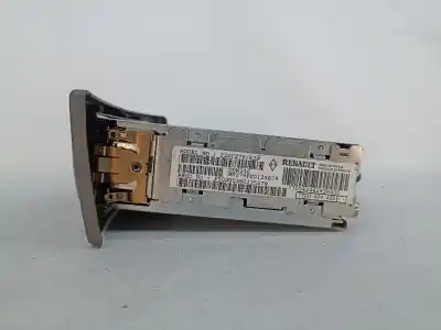 Автозапчастина б/у аудіо система / радіо cd для renault scénic i veículo multiuso (ja0/1_, fa0_) 1.4 i посилання на oem iam 7700434425  