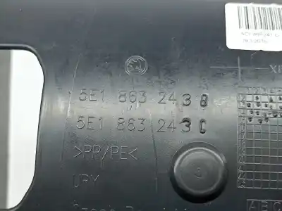 Автозапчастина б/у центральна консоль для skoda octavia iii break (5e5) 1528 ak gasóleo 2015 5p посилання на oem iam 5e1863243  