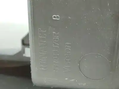 Автозапчасти б/у центральная консоль за renault twingo iii (bcm_) 1.0 sce 70 ссылки oem iam 681044476r  