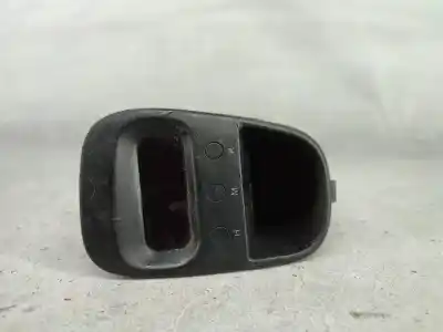 Pièce détachée automobile d'occasion HORLOGE pour HYUNDAI H-1 (A1)  Références OEM IAM 94520-4A001  