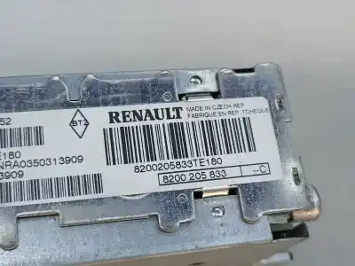 Second-hand car spare part audio system / radio cd for renault megane ii sedán (lm0/1_) 1.5 dci (lm1e) oem iam references 8200205833c  