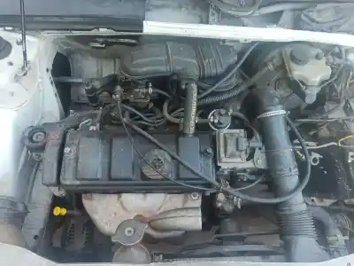 Pièce détachée automobile d'occasion MOTEUR COMPLET pour PEUGEOT 106 II (1A_, 1C_)  Références OEM IAM HDZ (TU1M) CARBURADOR  