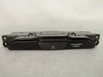 Автозапчастина б/у многофункційне управління для hyundai i30 fastback (pde, pden) 1.6 crdi посилання на oem iam 