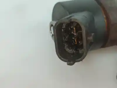 Peça sobressalente para automóvel em segunda mão injetor por bmw 3 (e46) 330 d referências oem iam 0445110047  