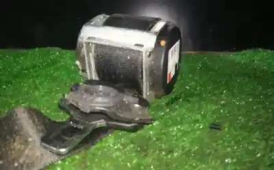 Second-hand car spare part front left seat belt for opel corsa c 1.3 16v cdti cat (z 13 dt / ln9) oem iam references   