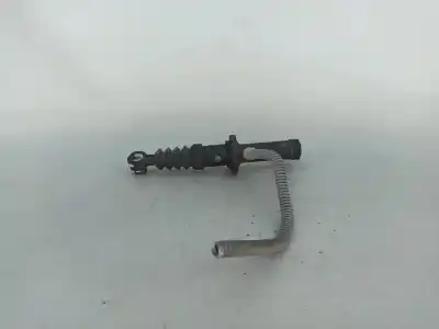 Pezzo di ricambio per auto di seconda mano pompa frizione per renault captur i (j5_, h5_) blue dci 95 riferimenti oem iam 306105773r  