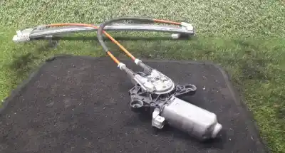 Second-hand car spare part passenger side right window regulator for bmw 3 (e90) 320 d oem iam references   