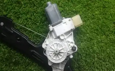 Second-hand car spare part passenger side right window regulator for bmw 1 (e87) 120 d oem iam references   