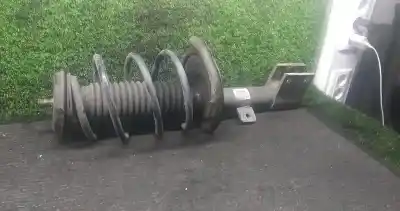 Peça sobressalente para automóvel em segunda mão amortecedor dianteiro direito por ford focus iii 1.6 tdci referências oem iam 