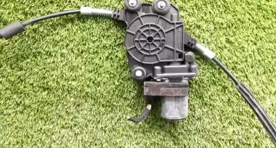 Автозапчастина б/у регулятор переднього правого скла для fiat panda (169) 1.1 8v посилання на oem iam 46803651  