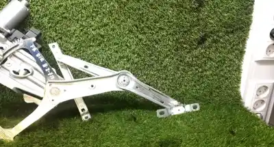 Second-hand car spare part passenger side right window regulator for opel astra h caravan (l35) 1.7 cdti (l35) gasóleo 2005 5p oem iam references 994887100  