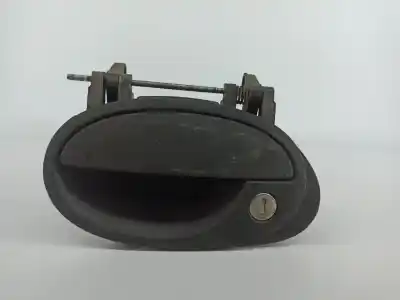 Pezzo di ricambio per auto di seconda mano maniglia esterna anteriore destra per opel corsa c (x01) 1.2 (f08, f68) riferimenti oem iam  Pezzo di ricambio per auto di seconda mano maniglia esterna anteriore destra per opel corsa c (x01) 1.2 (f08, f68) riferimenti oem iam