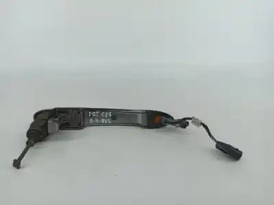 Pezzo di ricambio per auto di seconda mano maniglia esterna anteriore sinistra per renault megane ii sedán (lm0/1_) 1.5 dci (lm0f lm0t lm2b) riferimenti oem iam 8200289825  